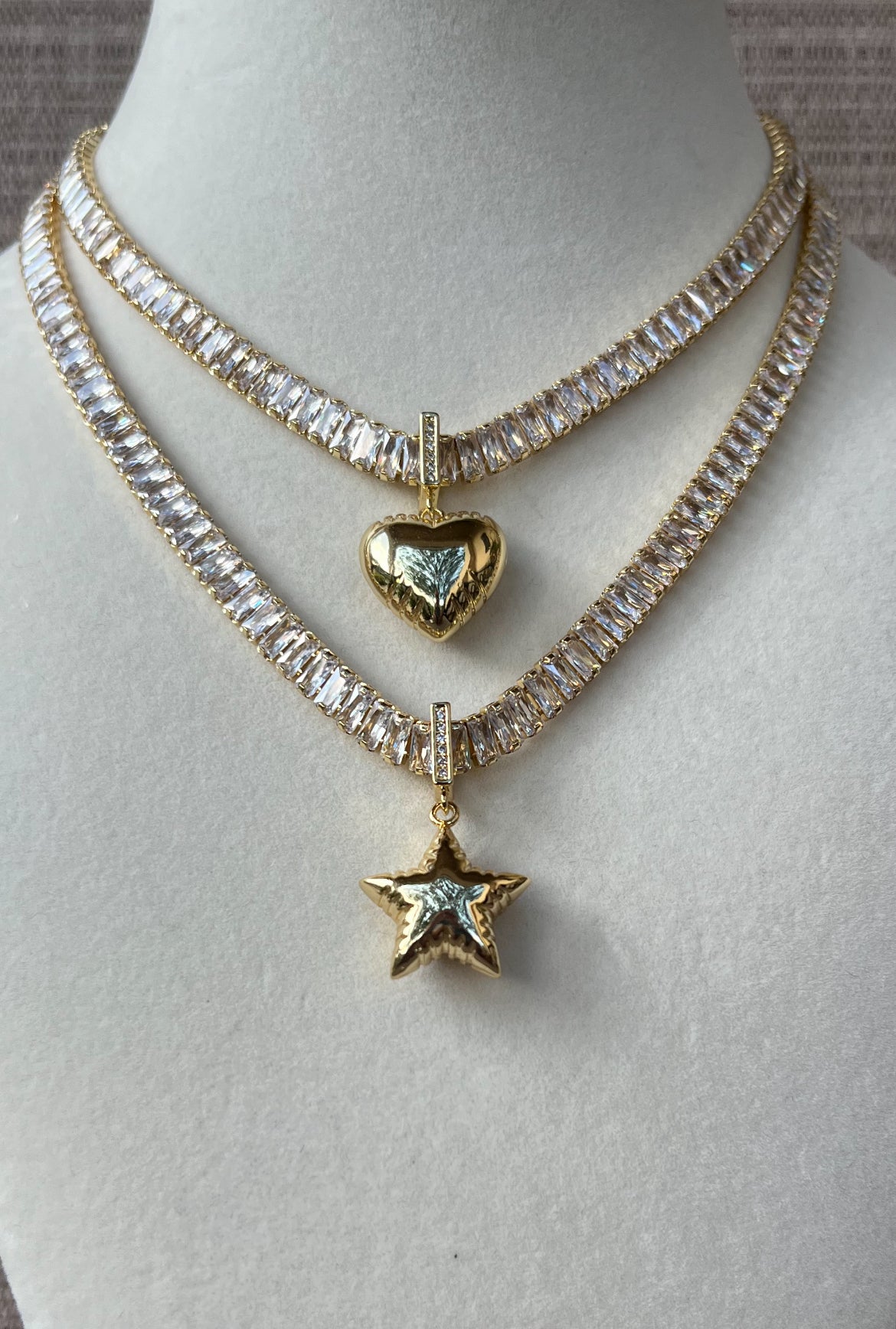 Royal Heart Choker