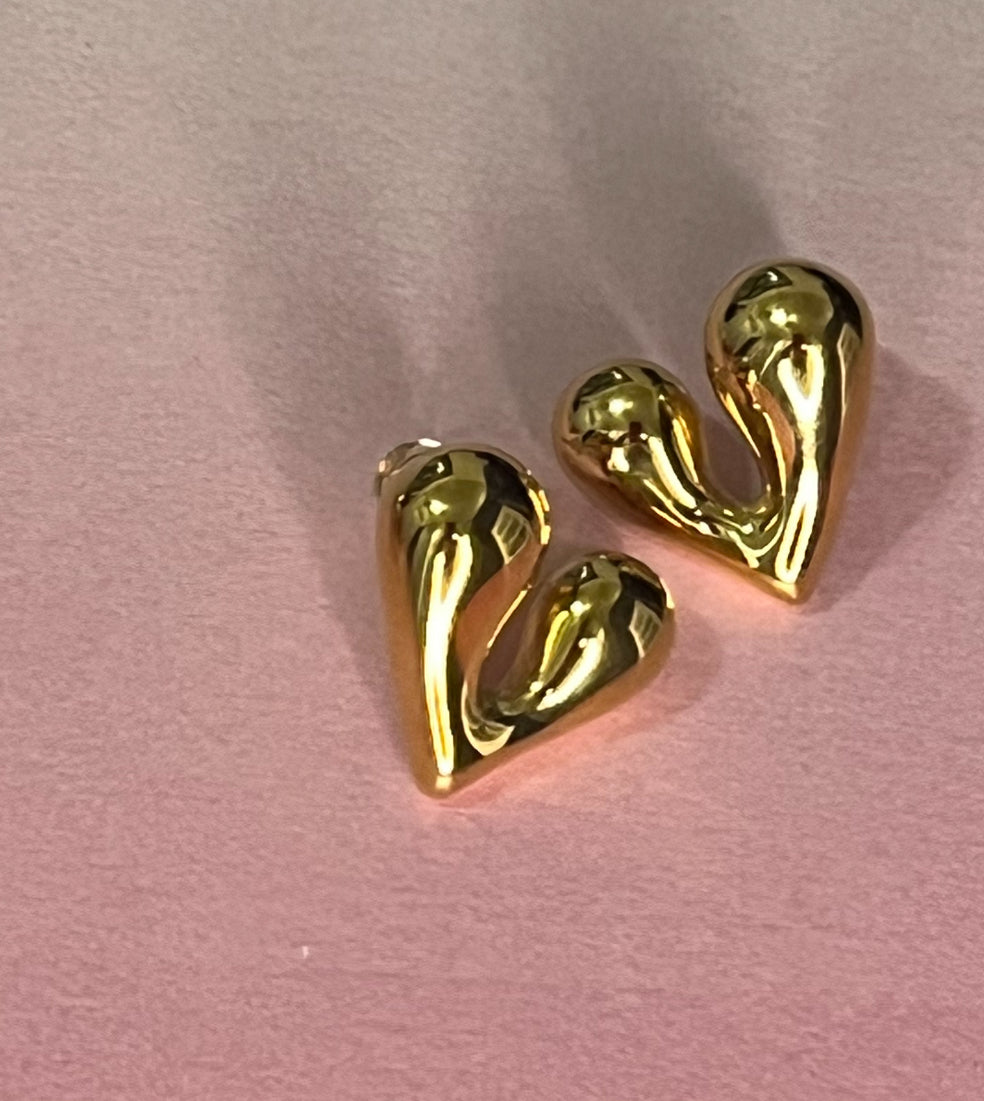 Sweet Heart Earring