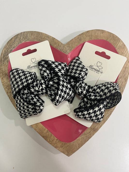 Black & White Bow